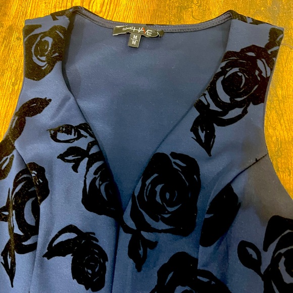 Must Have Navy Cocktail Dress - M - Picture 4 of 4